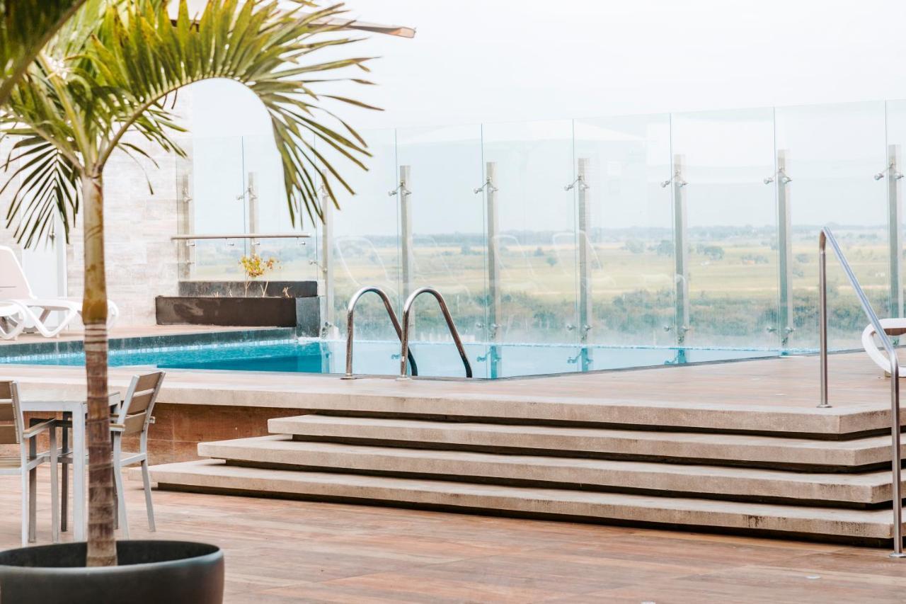 Wyndham Costa Del Sol Tumbes Hotel Buitenkant foto
